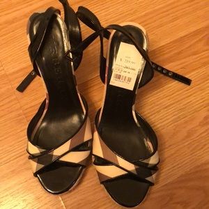 Authentic Burberry wedge SIZE 8 NWT